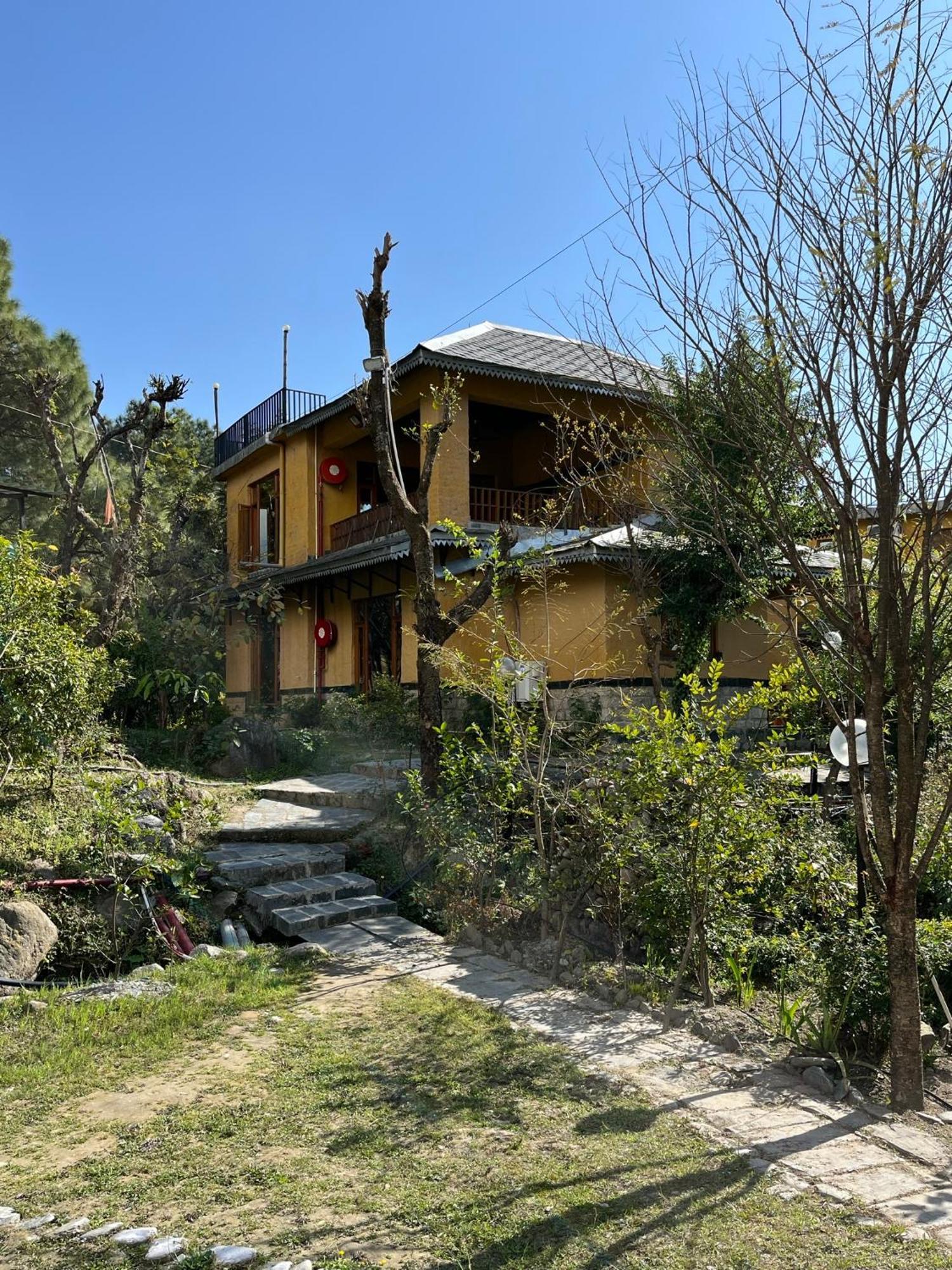 Prakriti Aalay - Riverside Mountain View Boutique Eco Resort 达兰萨拉 外观 照片