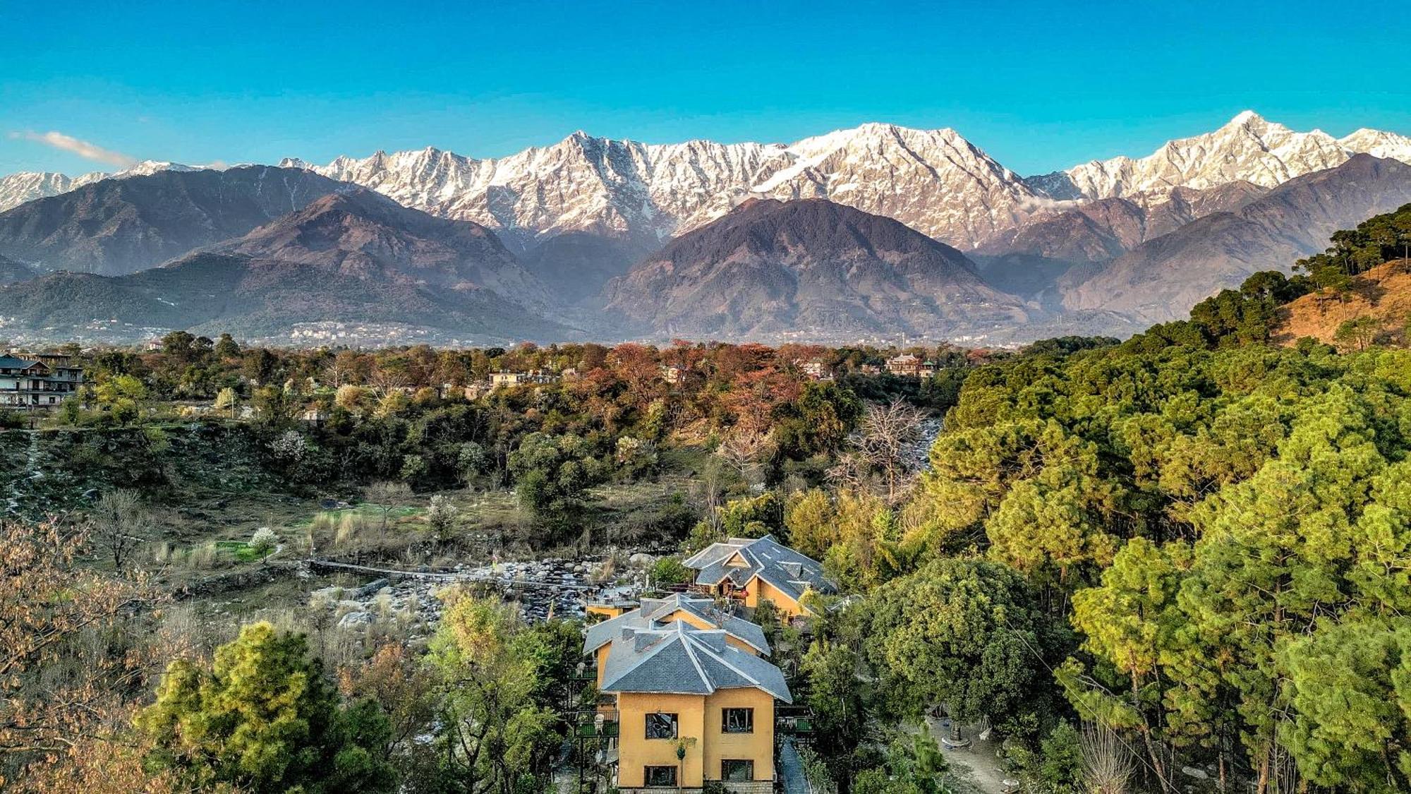 Prakriti Aalay - Riverside Mountain View Boutique Eco Resort 达兰萨拉 外观 照片